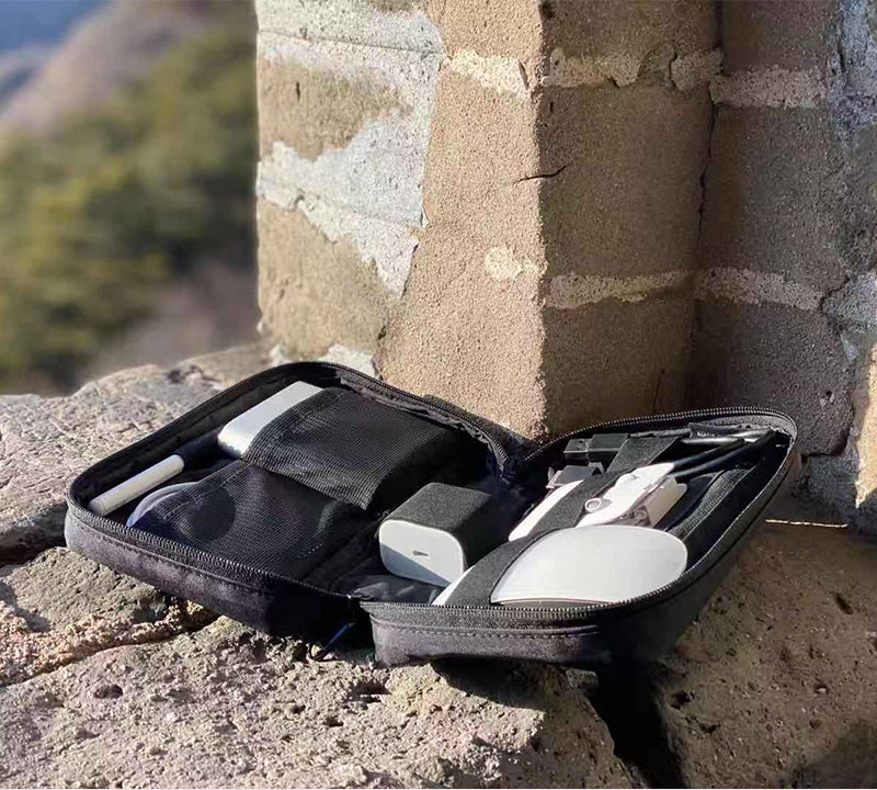 Traveling with Kids: How the Right Tech Organizer Can Be a Game-Changer