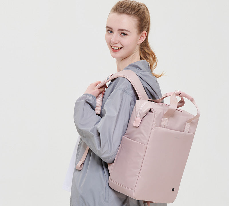 Waterproof vs. Water-Resistant Backpacks: What’s the Difference?