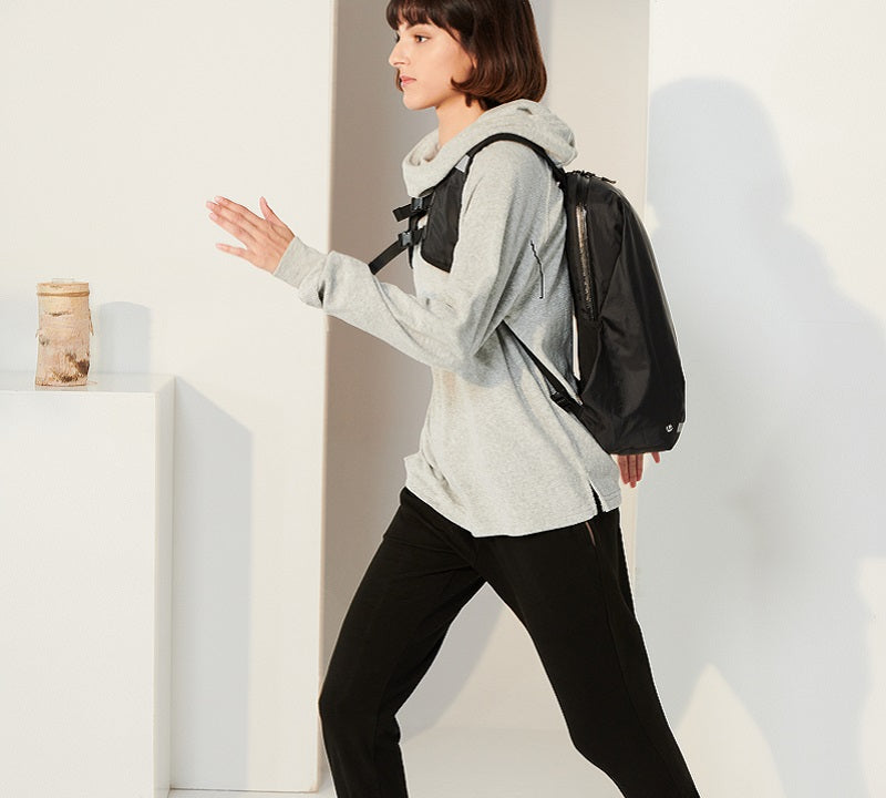 Is it Safe to Run With a Backpack?