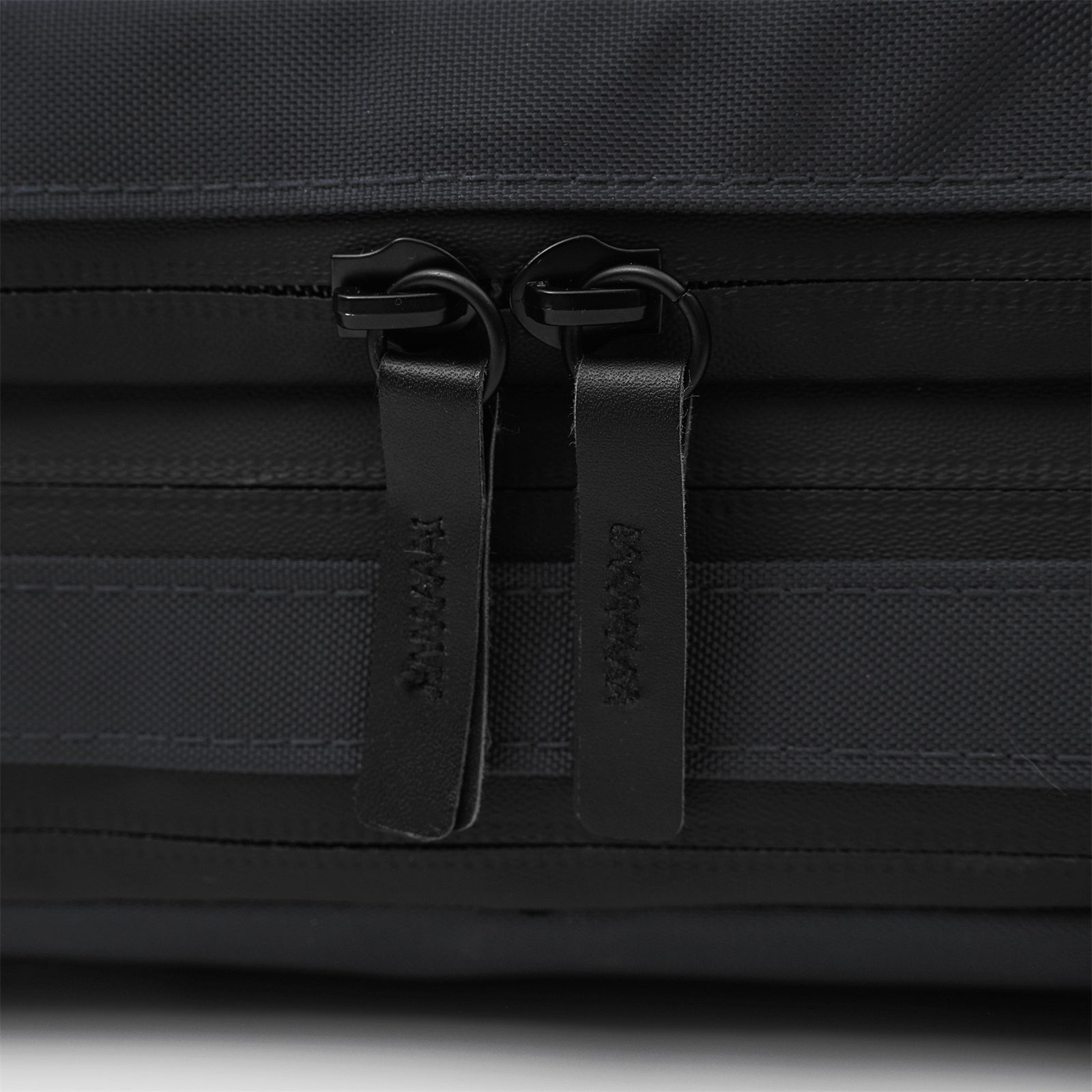 hanging toiletry organizer zipper